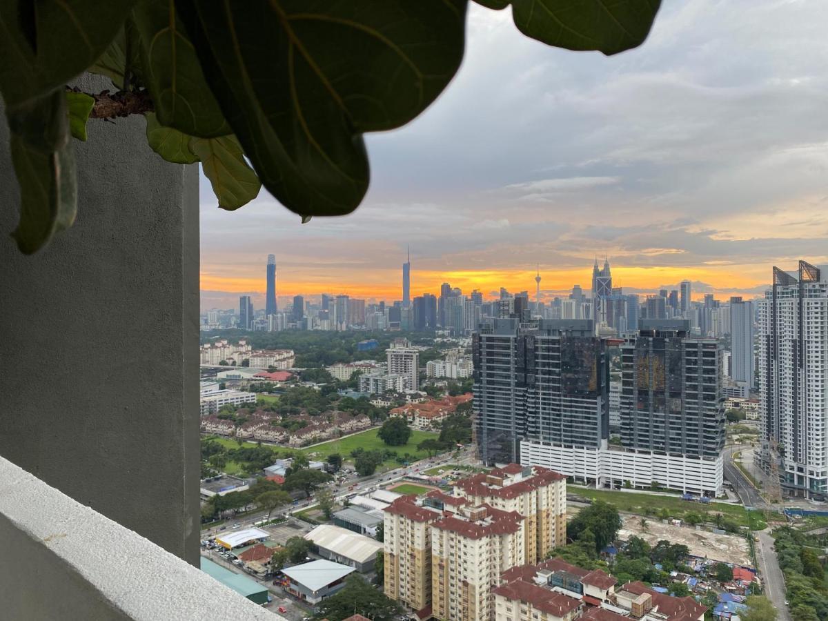 Skyline Garden 2 Bedrooms Homestay Near Klcc Kuala Lumpur Extérieur photo